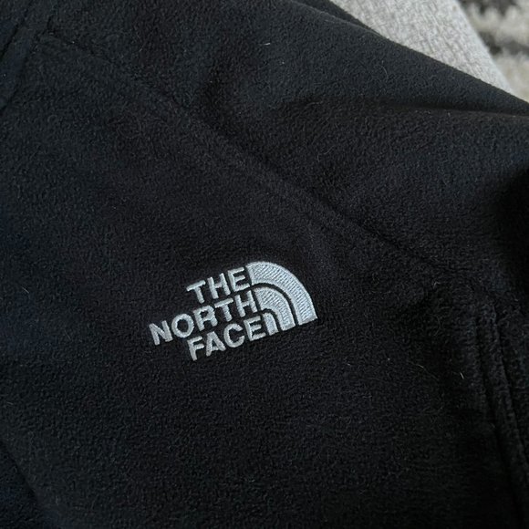 The North Face Women’s Black Faux Fur Lined Full Zip Jacket Size Medium HTF - Picture 7 of 16